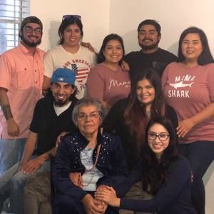 Meet your Posher, Danielle